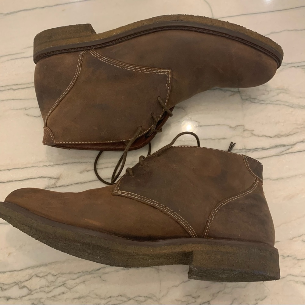 Johnston & Murphy Nubuck Leather  Low Tie Boots - Picture 14 of 14